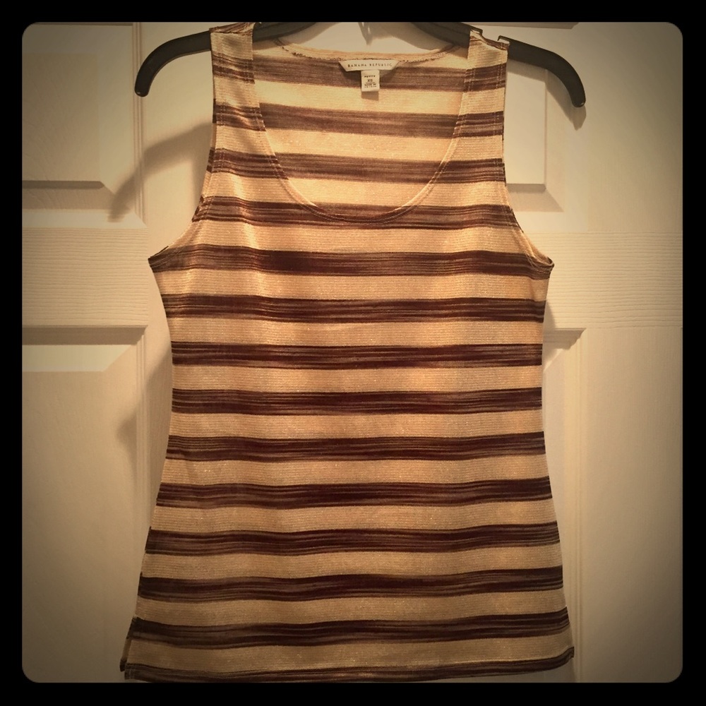 🎄SALE🎄 Shimmery gold & brown Banana Republic top